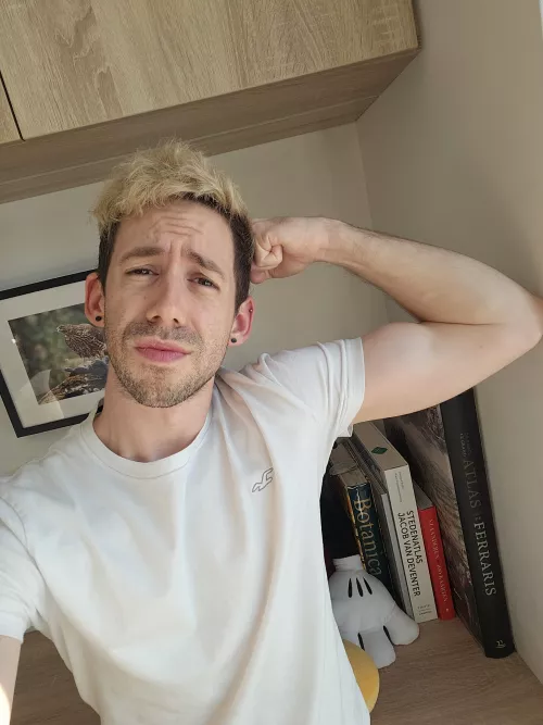 Lousy day, better evening with games! by HumanDrawing9357