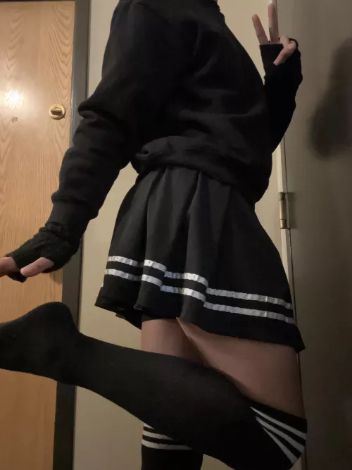 My friend thought I should post here..  by OrganicWing1273