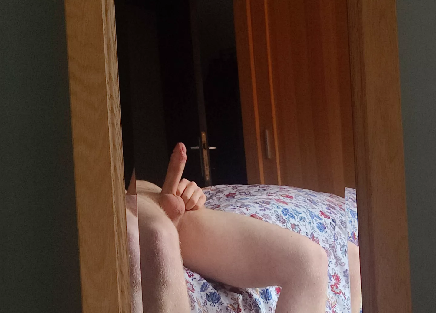 POV you walk past my room and catch a glimpse of me in the mirror,wyd? posted by ananas_125