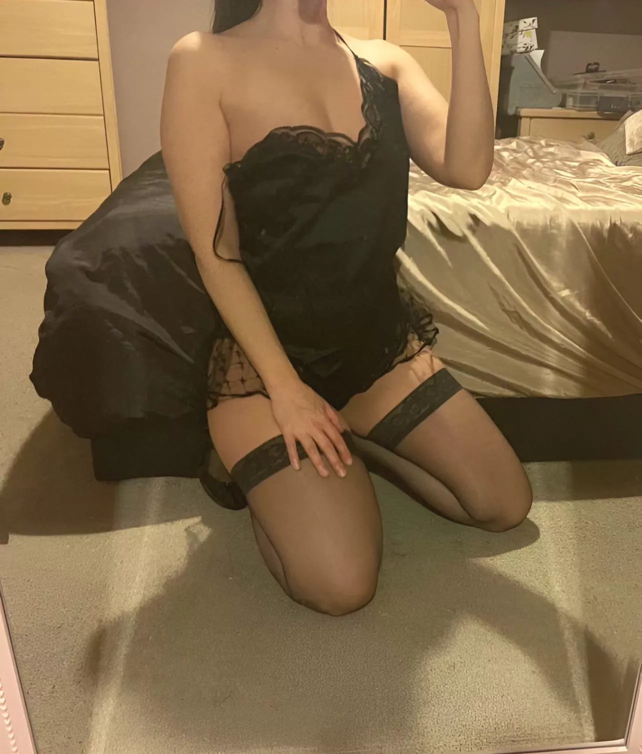 There’s something special about thigh high nylon stockings posted by pandora0405