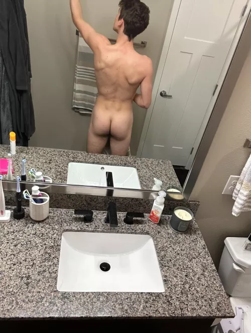 Trying to get my backside pumped by JacksonMarshhh