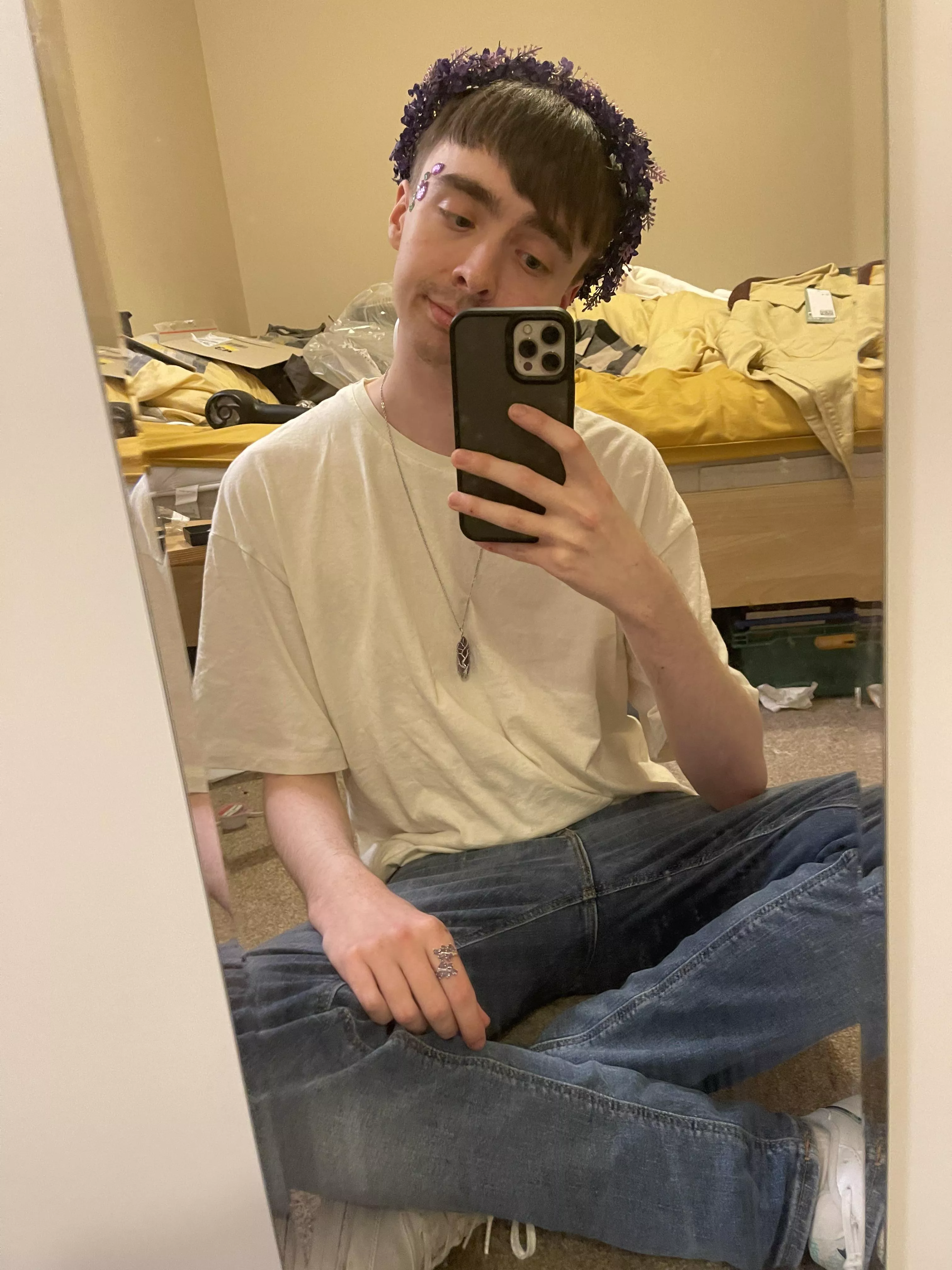 uk gamer here 🥺 posted by cewealx