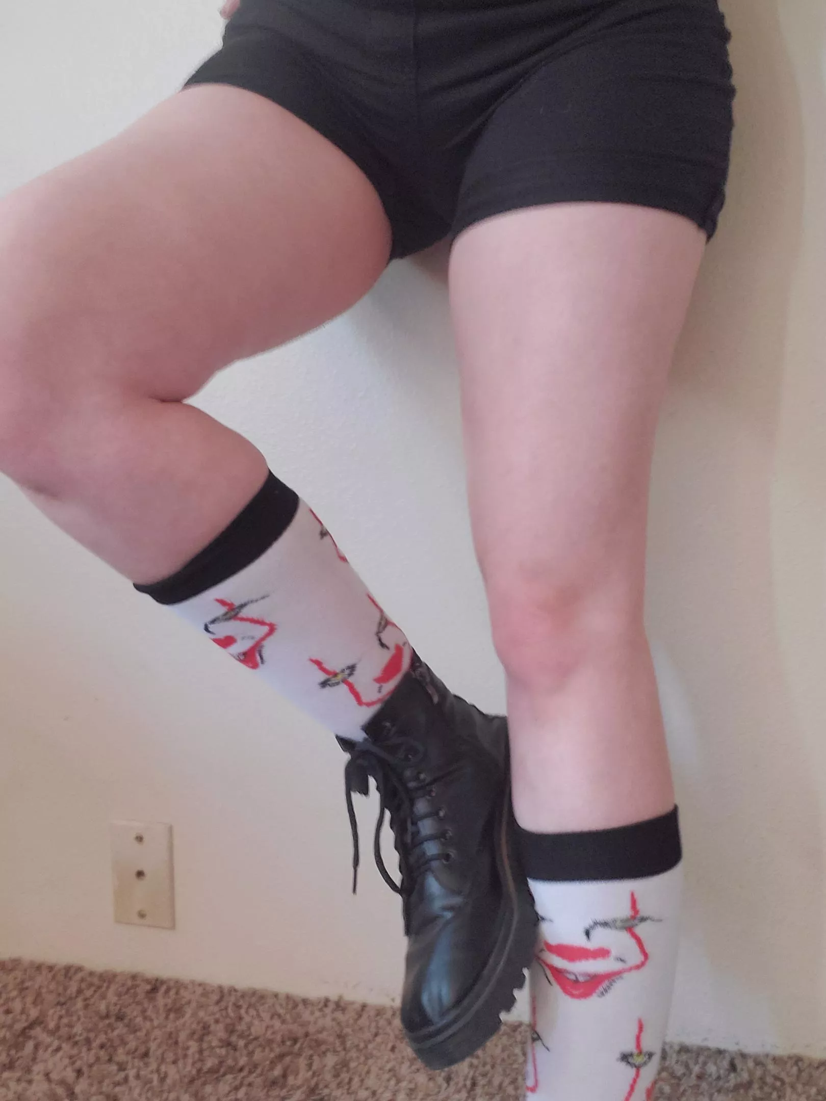 What a sweaty day, left my prints behind [Selling] posted by MistressMagic