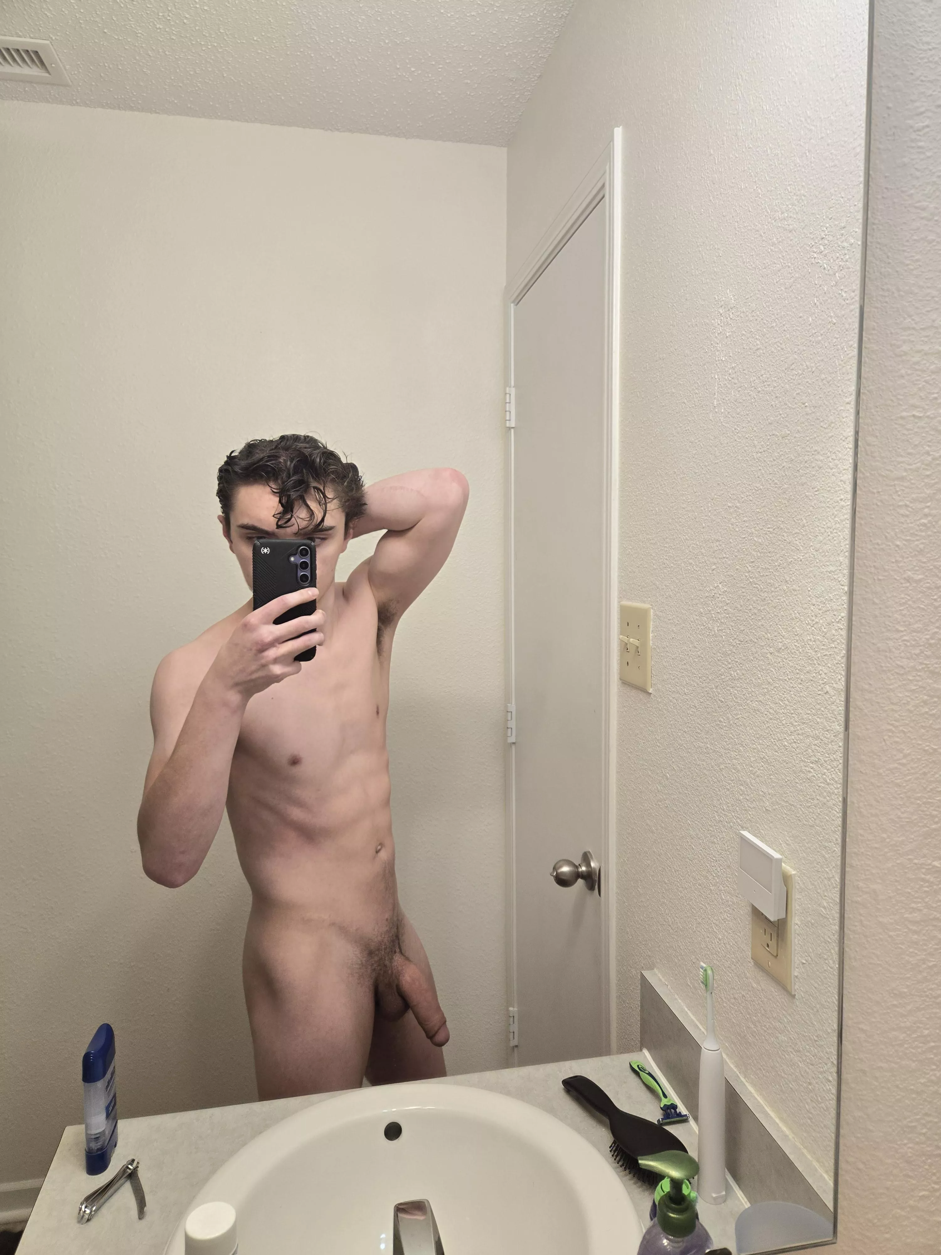 21(m) posted by SndNewds8