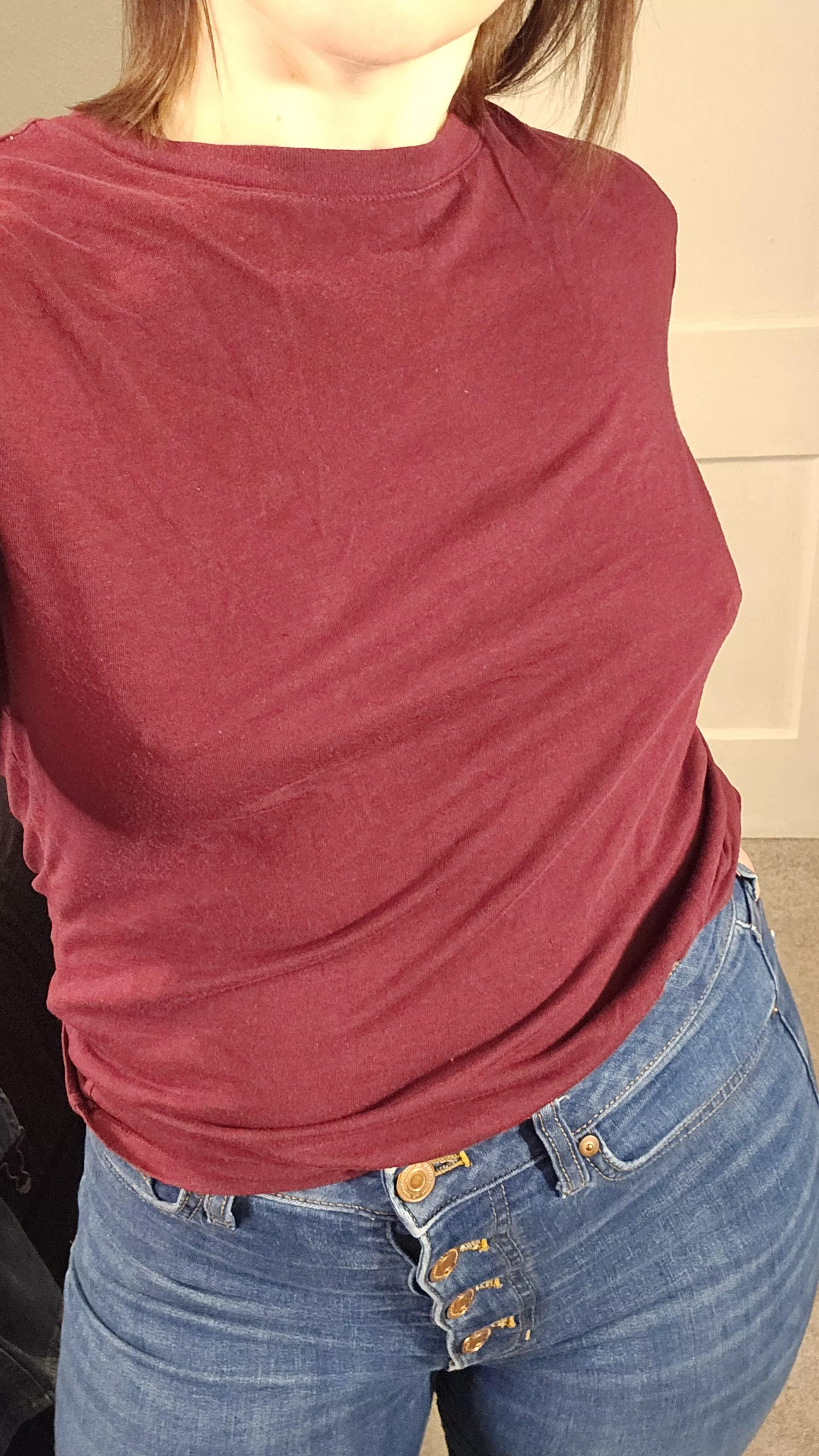 A soft thin tee to let em show posted by StoryOfAGemini