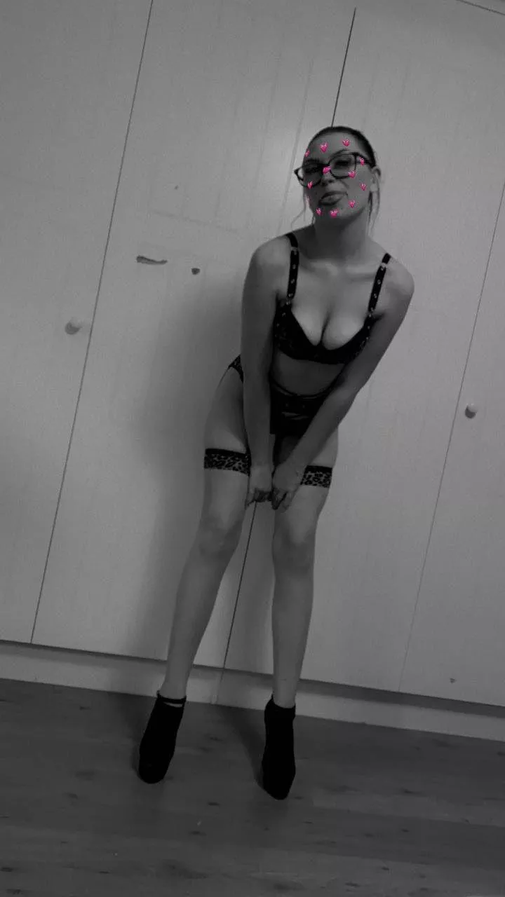 All in my face pls posted by Melinabjork