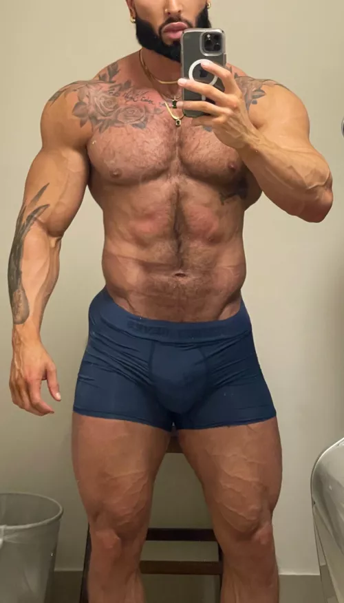 Been a while 💪🏽 by karim2102