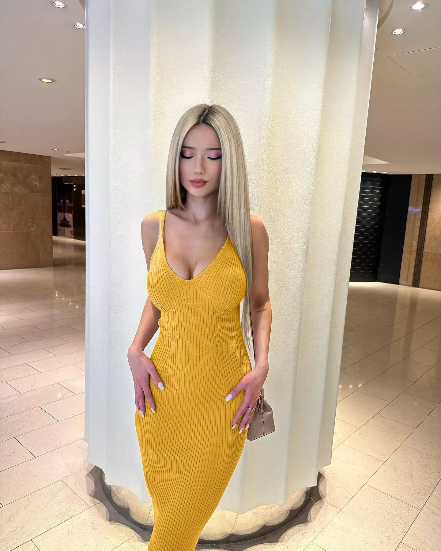 blonde asian posted by HJCKD