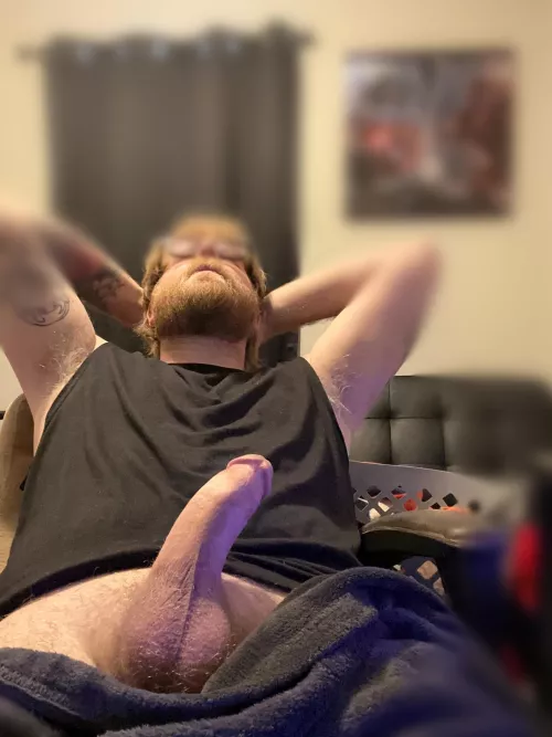 Chillin in the game room by duke_anonn