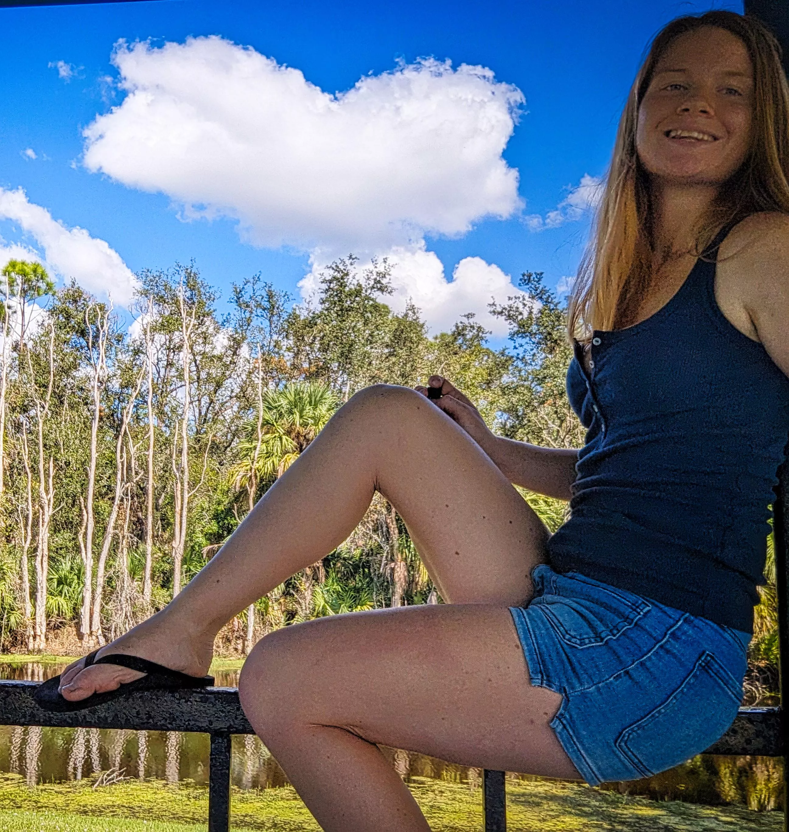 Copper curls and carefree days @redlilyrose19 posted by Redlilyrose