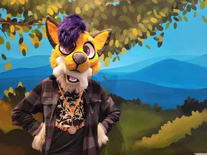 Daily fursuit posting  by Onedeadlymouse