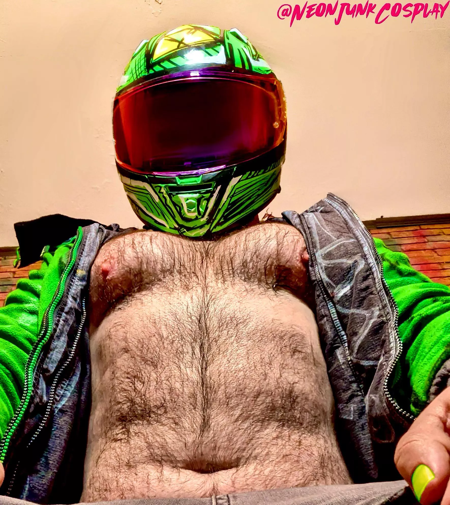 Do heavy, milk filled pecs count as kink I wonder? posted by KrissKrissBangBang