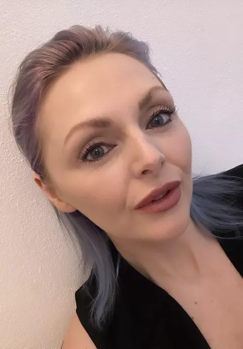 Halfway through the week my loves by theinkedsiren1