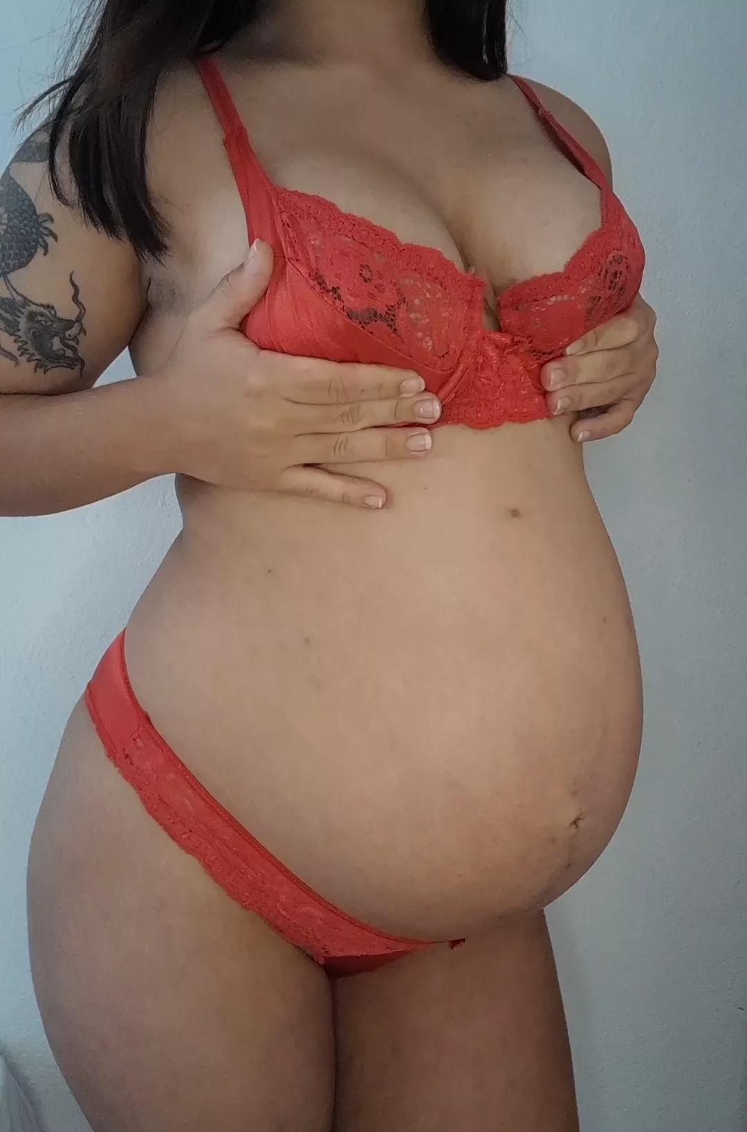 Have you had sex with someone who is pregnant?  yes or no posted by LatorreMelina