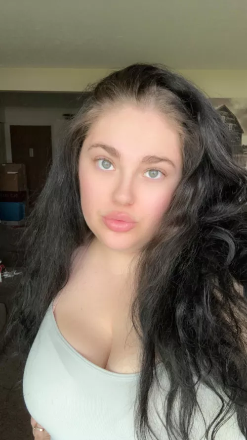 hope everyone had a great day today!  by thangbatty