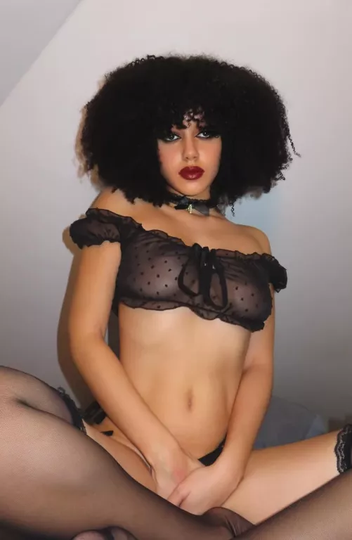 Hungry for your cock by Samiraxoxodarky