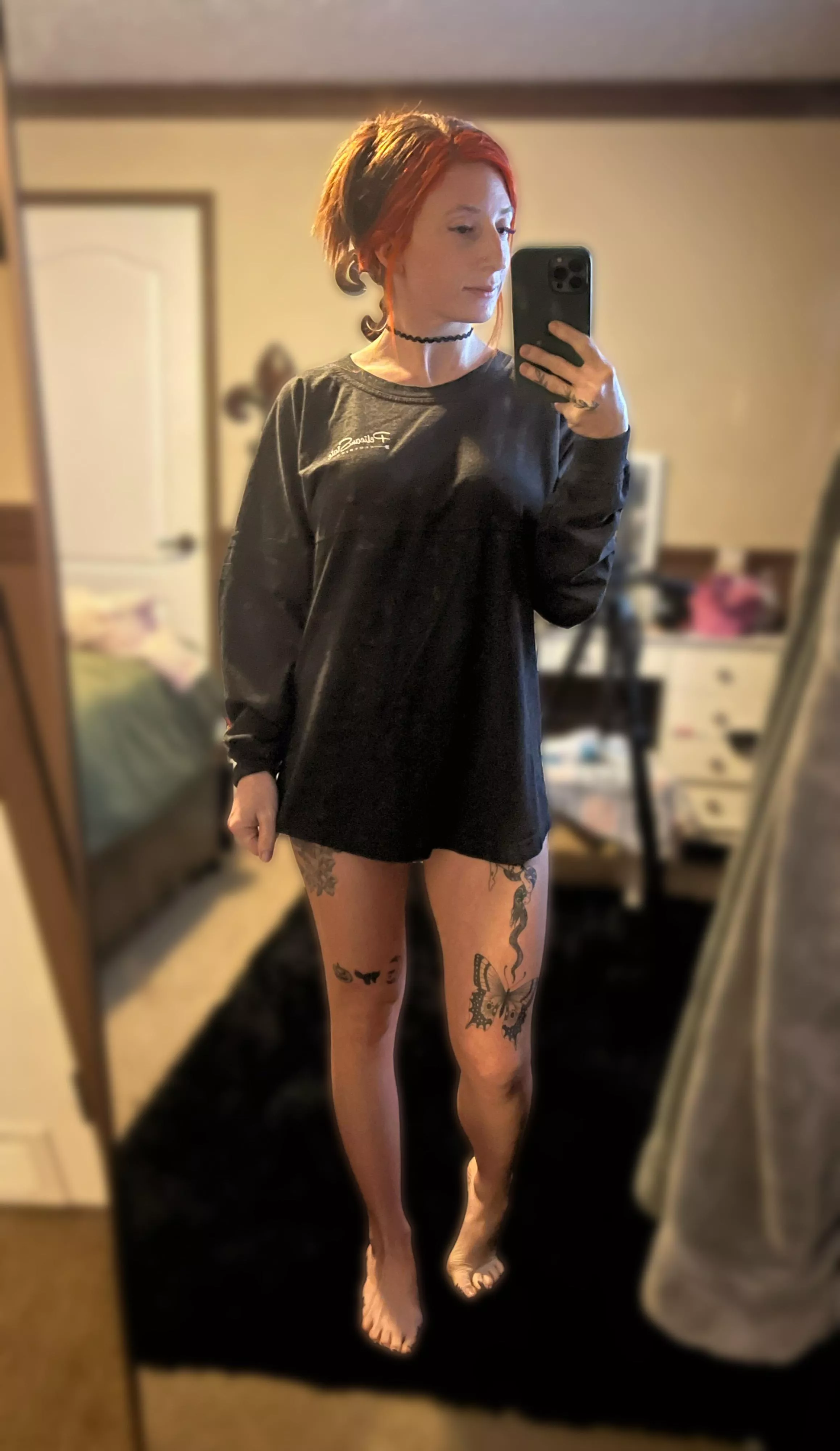 I wanna lose this shirt and do some naked wrestling  posted by LovingLibby