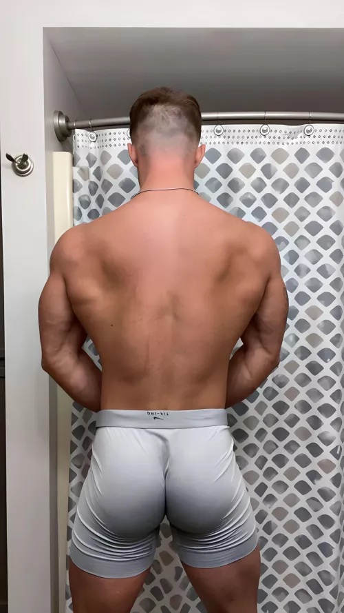 Im your shower-man by GodenGan