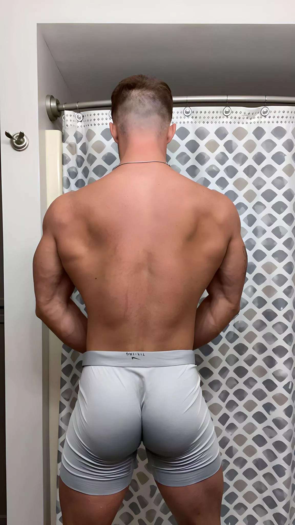 Im your shower-man posted by GodenGan