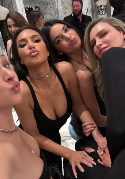 Insta story with Kendall  by Candidlovurr