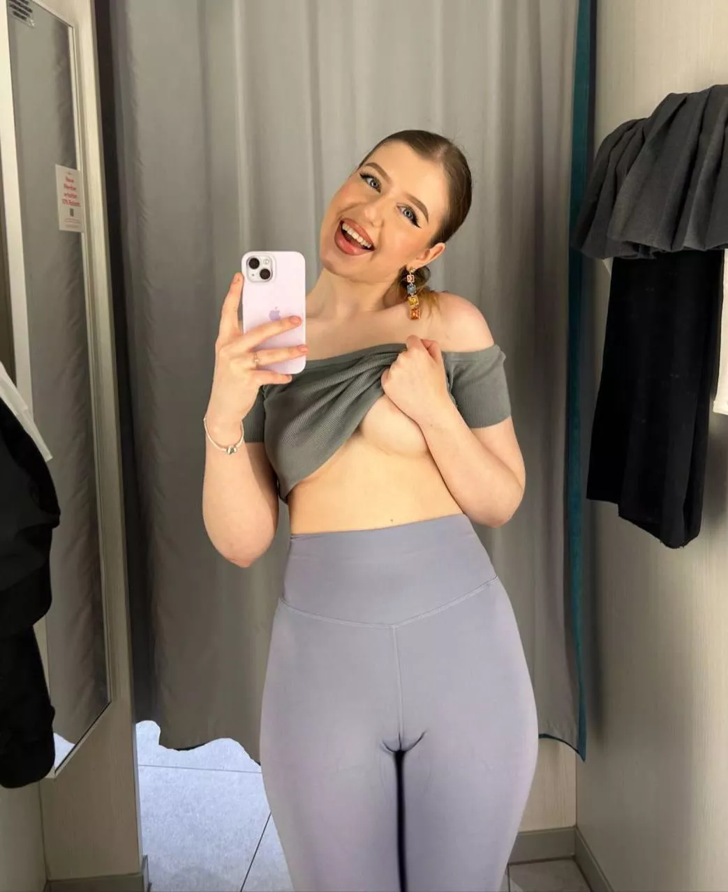 It’s hard not to look at such a soft toe posted by GracefulCharm