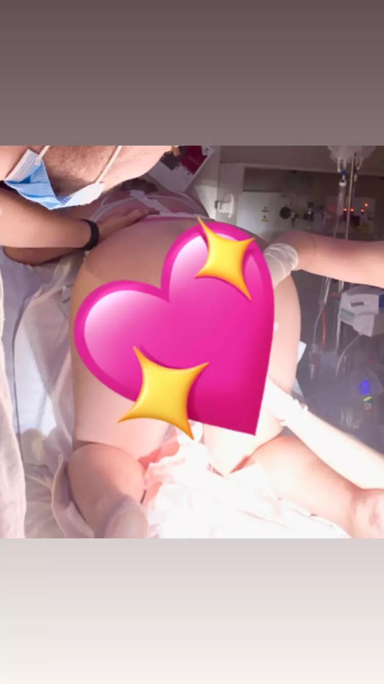 Laboring at 37 weeks <3 posted by tiny_user_