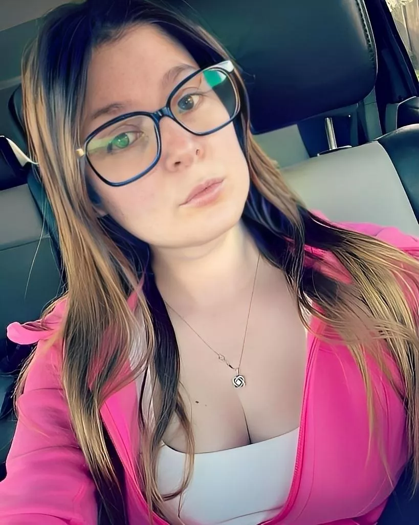 Milf anyone?  posted by mywifeneedsabigone