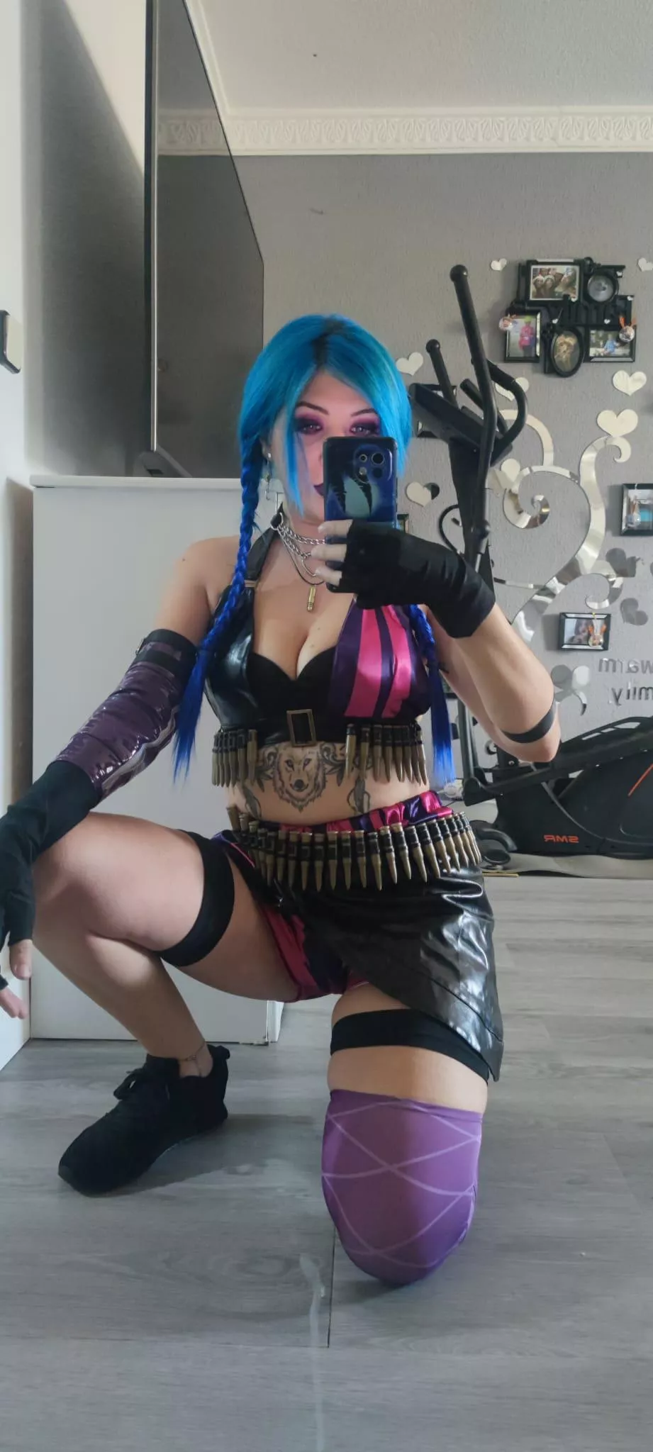 My Jinx cosplay 🥹 posted by Alexxxiia