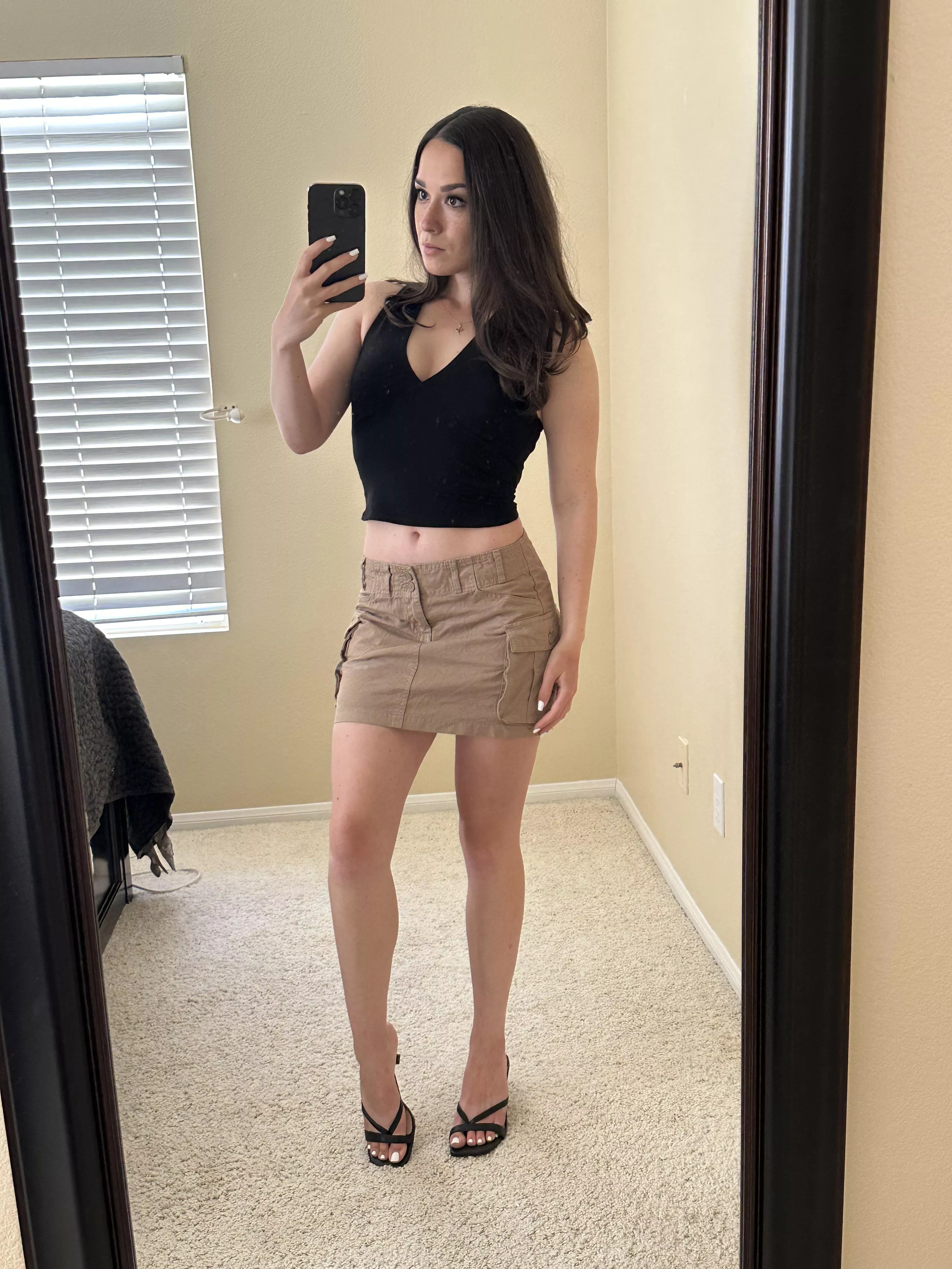 My outfit for today. I can’t get enough short skirts I always want more. posted by AlanaAraya