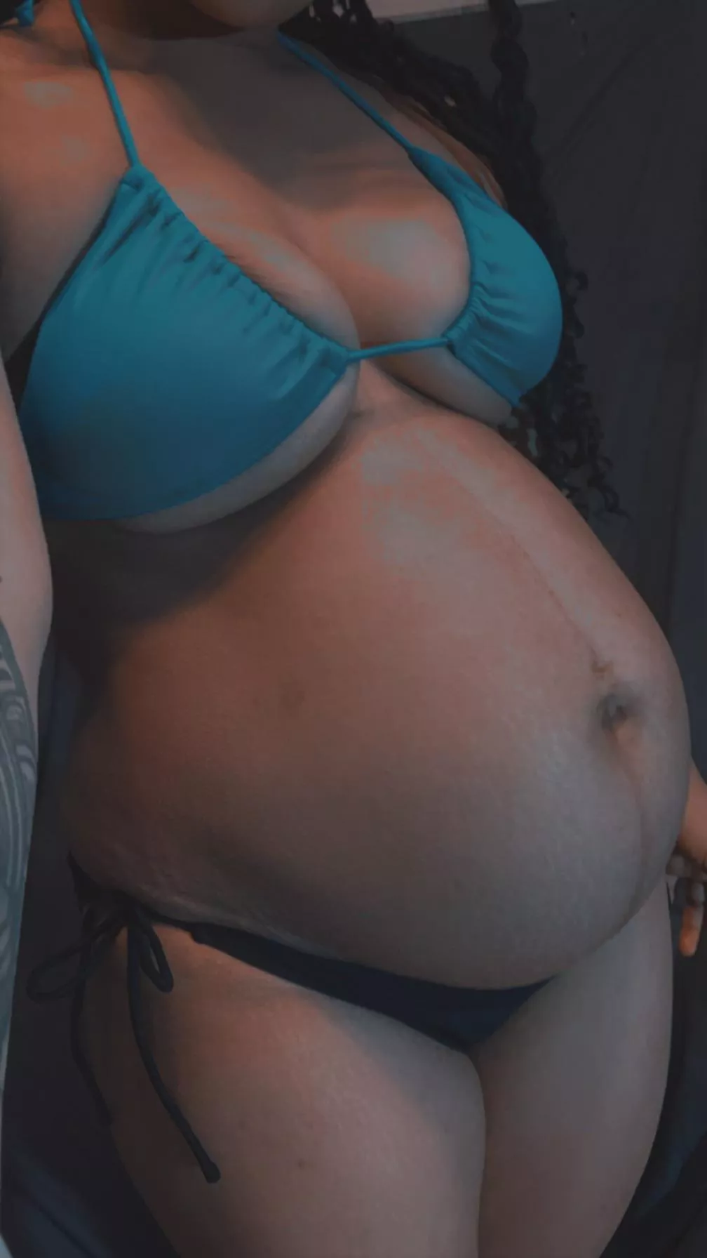 Pregnancy is making everything grow posted by Dominiqueskye