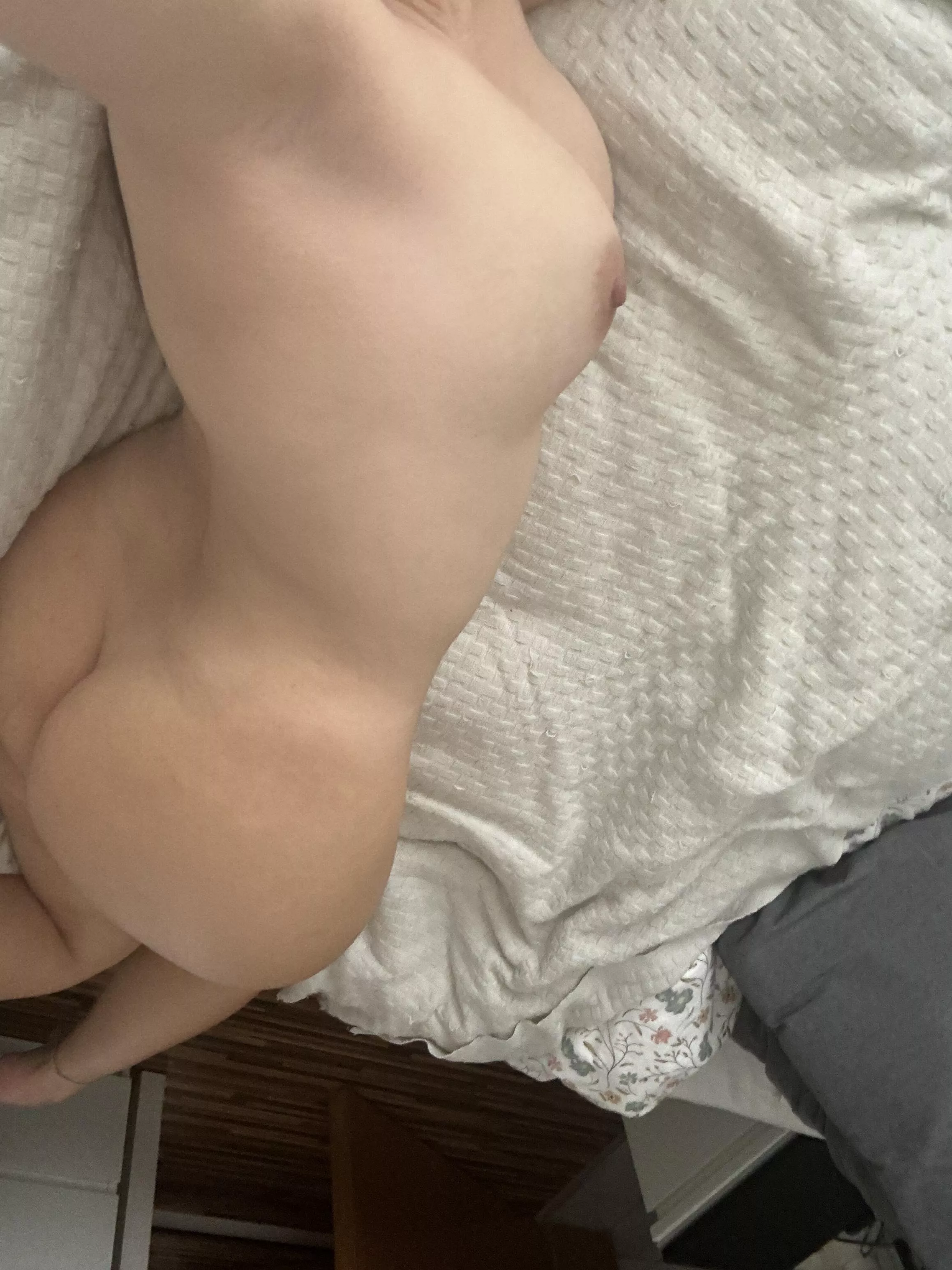 Rate my booty please posted by Proper-Jello4283