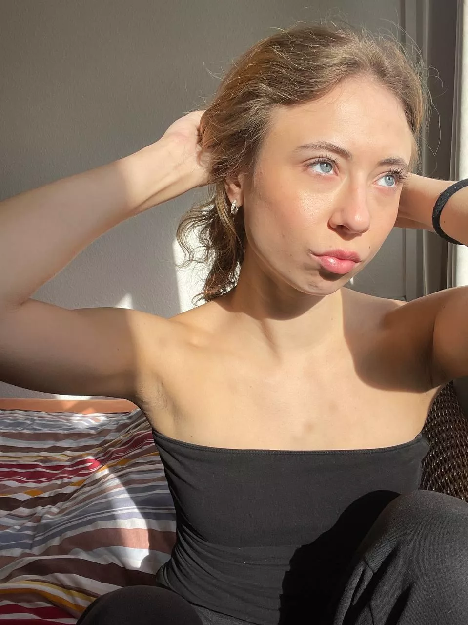 Should I wear shorter crop tops than this one? posted by simoncolin24