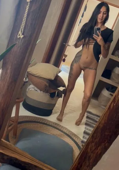 Tell me what's on ur mind? by katrini_123