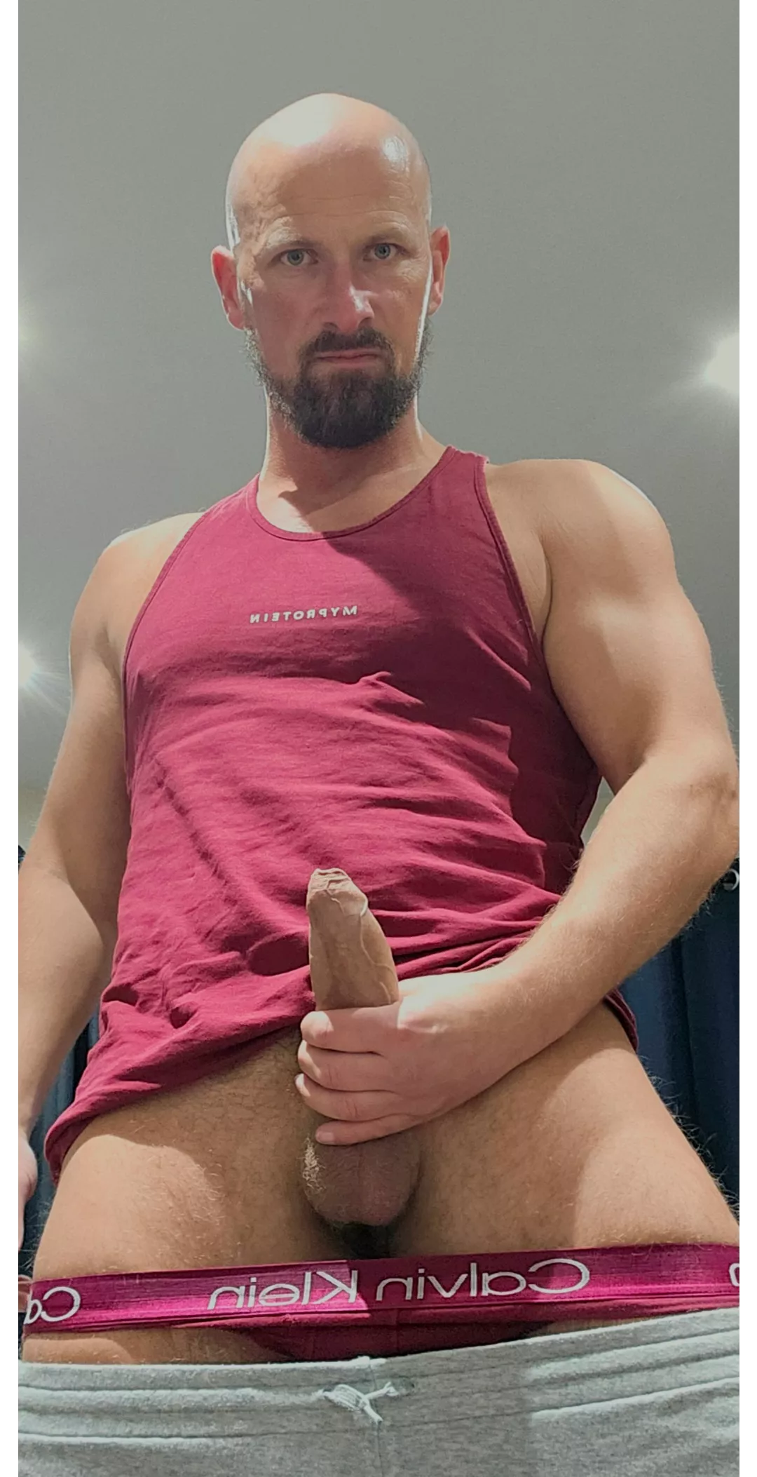 Who likes it hot and sweaty.. and thick? Anyone? posted by chris-6669
