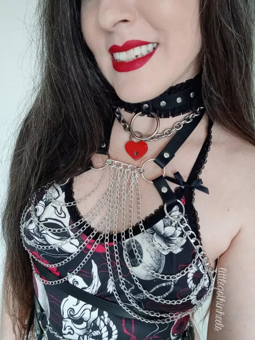 you bring the leash and you can control me [f] by littlegothinheels