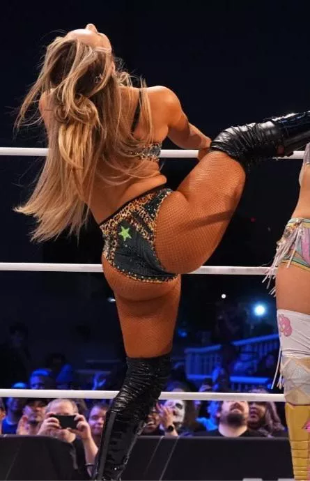 Anna Jay posted by SheetAcrobat