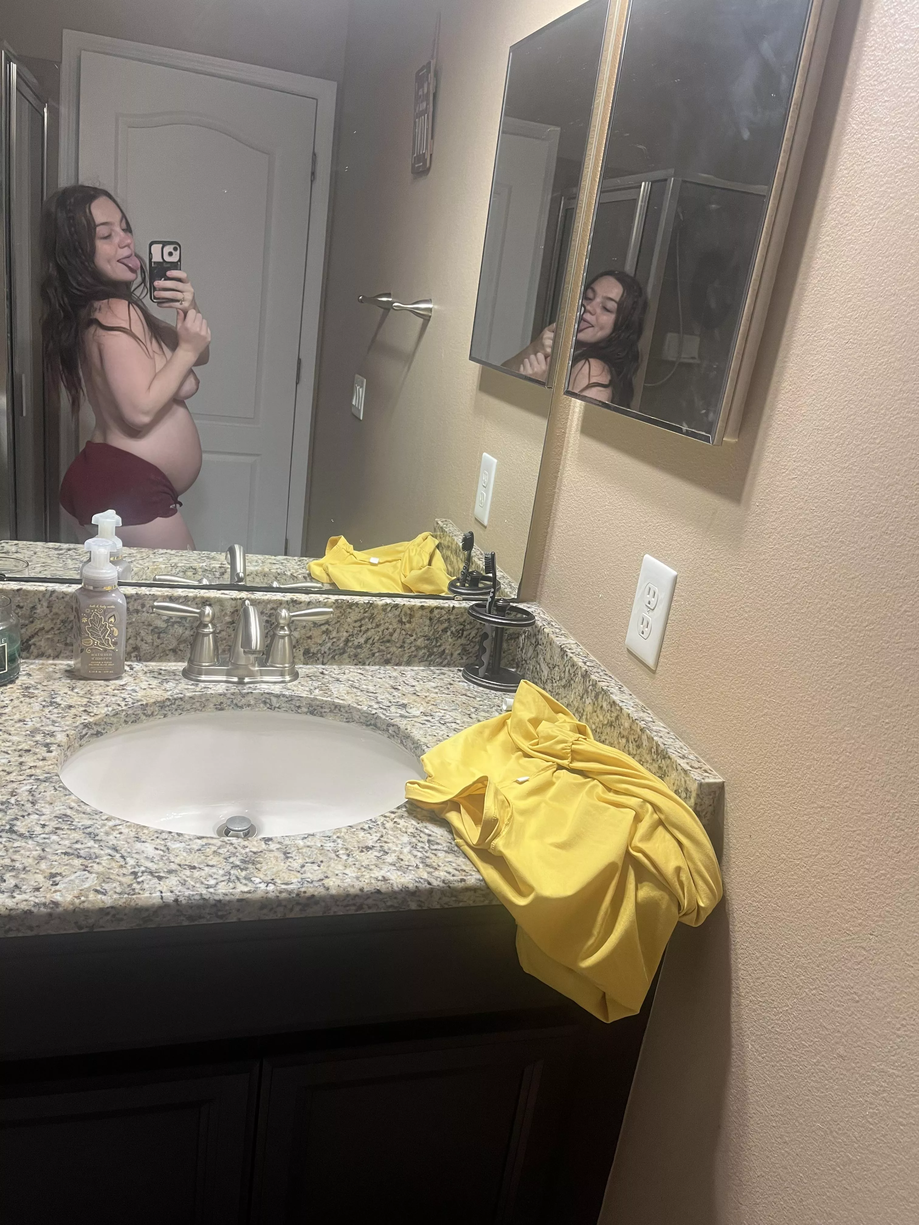 Ask for my OF or for custom content  posted by Sexyy__haiii