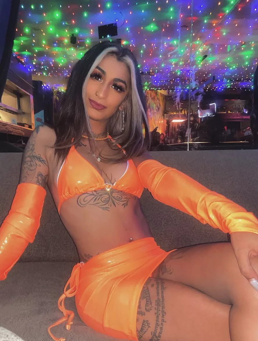 (@_ba...ayy_x/) posted by sobeautiful_x