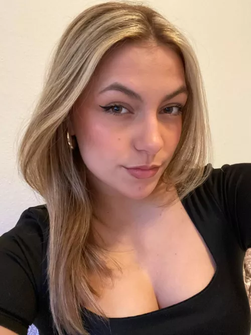 blonde are still the best by jimmytftw