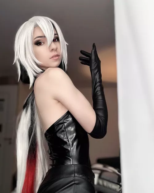 casual Arlecchino / Genshin Impact  by foxygirl09