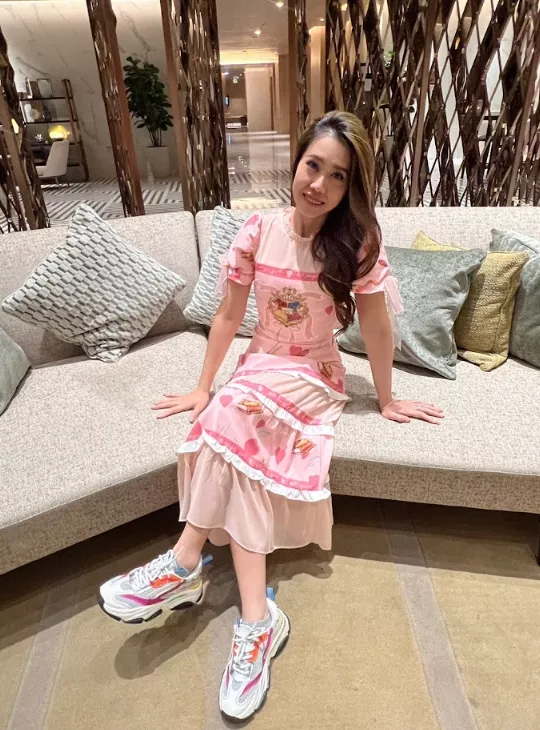 Classy Asian single mom posted by Top-Most-2517