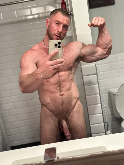 Come to daddy 😉 by Johnjosephfit