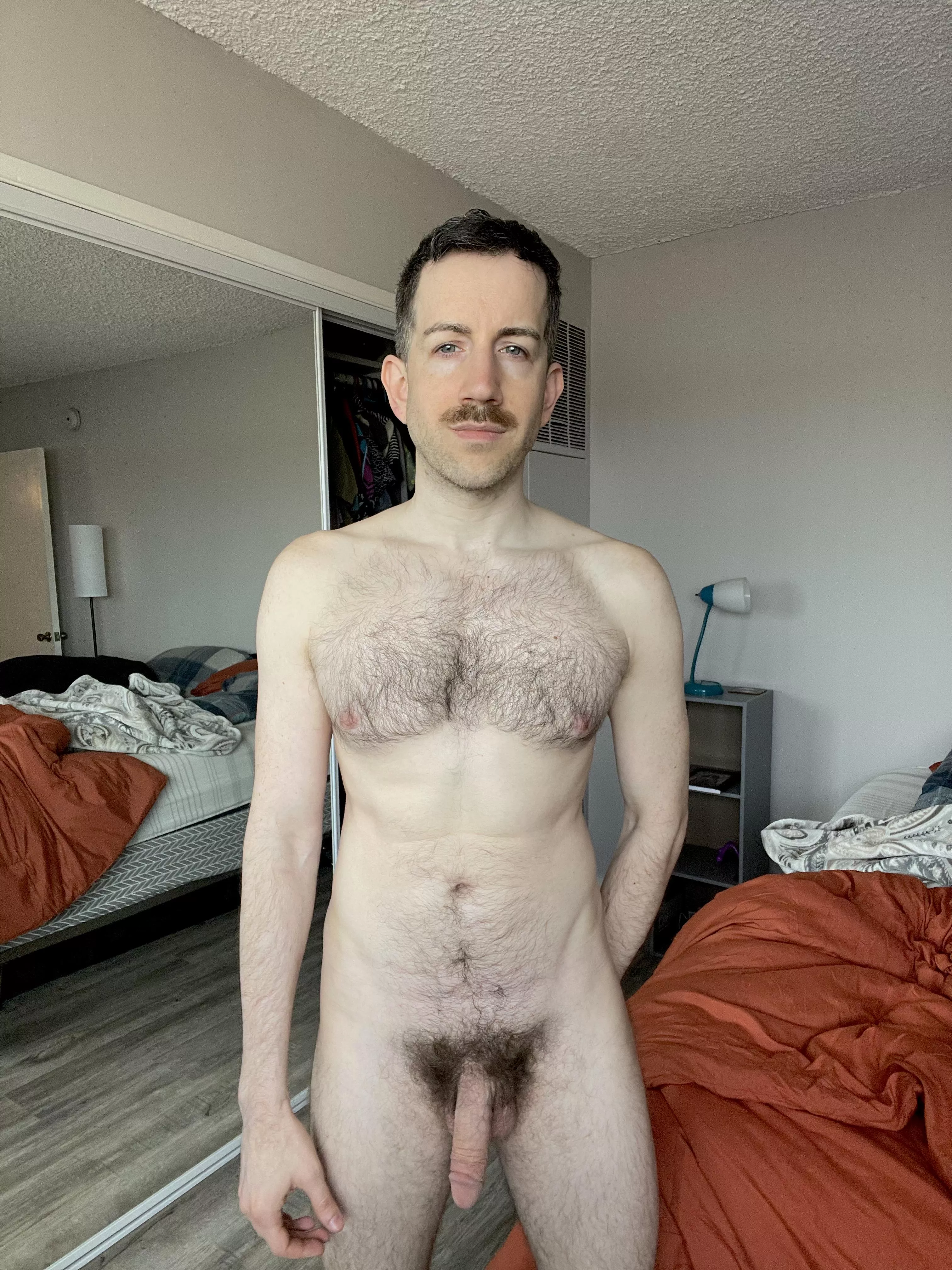 Dad's getting ready.... (40)  posted by BradOnFilm