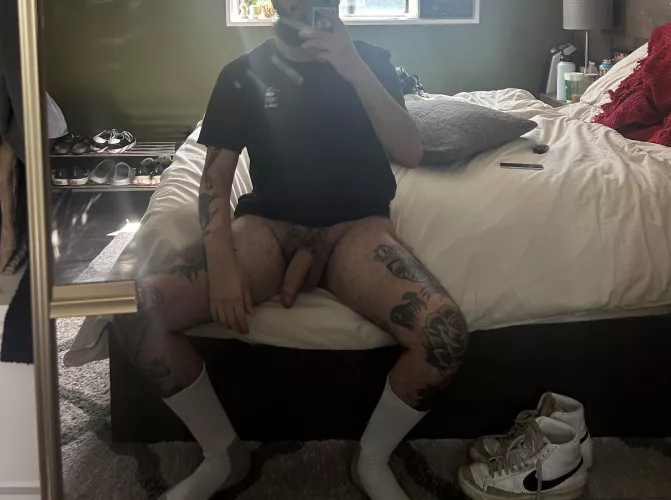 Hate having to put pants on by diegoishome