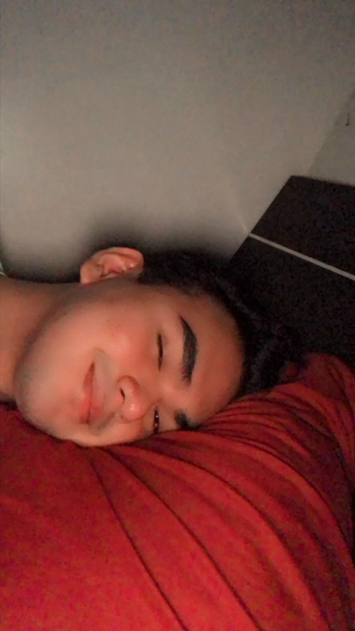 hello, looking for some friends posted by Responsible_Falcon70