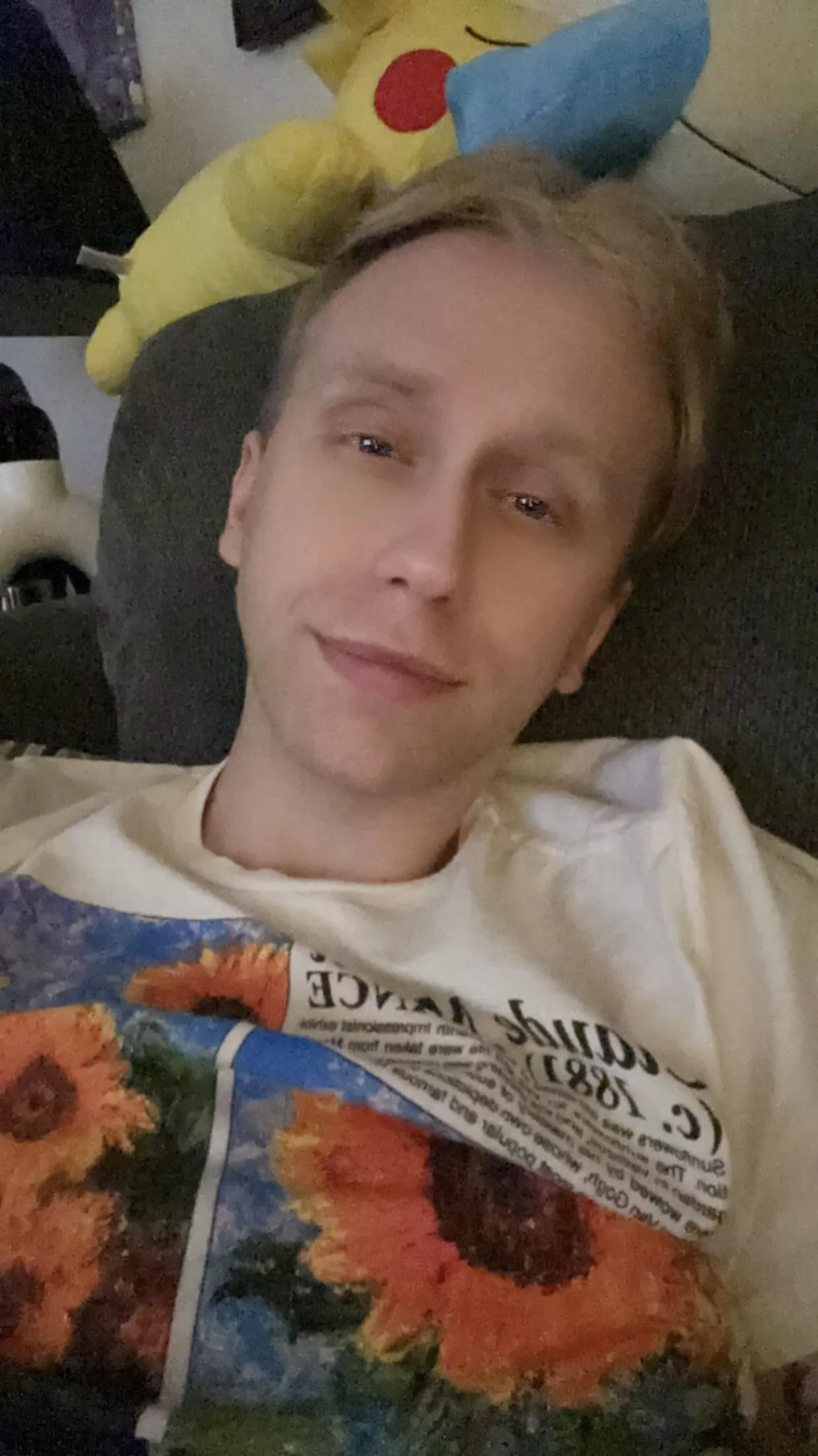 Hey everyone. :) posted by perfectrainysunday