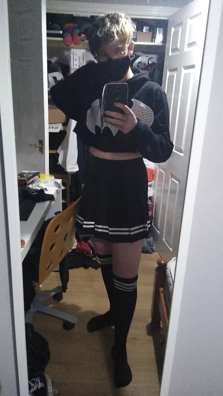 Hey I'm new to this so please be nice, this is the first skirt I've bought :) posted by Practical_Hippo4000