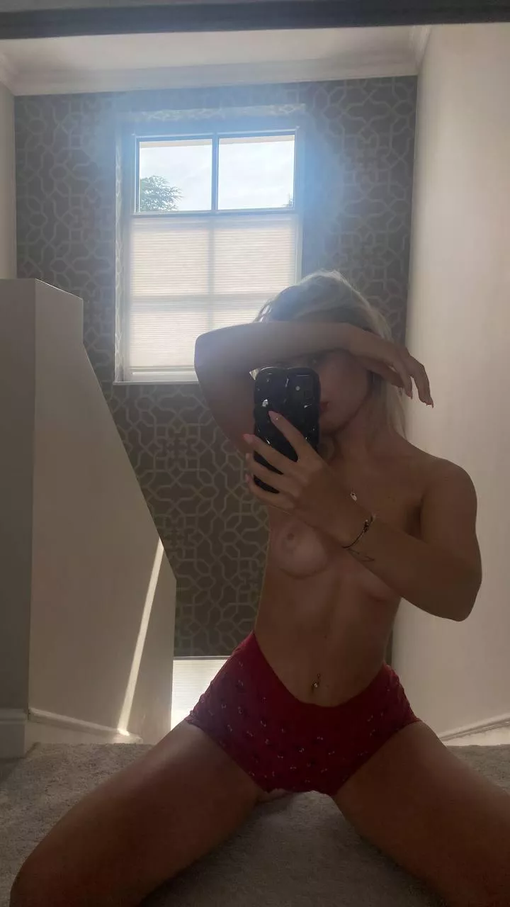 Hi baby, I thought i'd bring your lunch to work today. posted by bjp46591