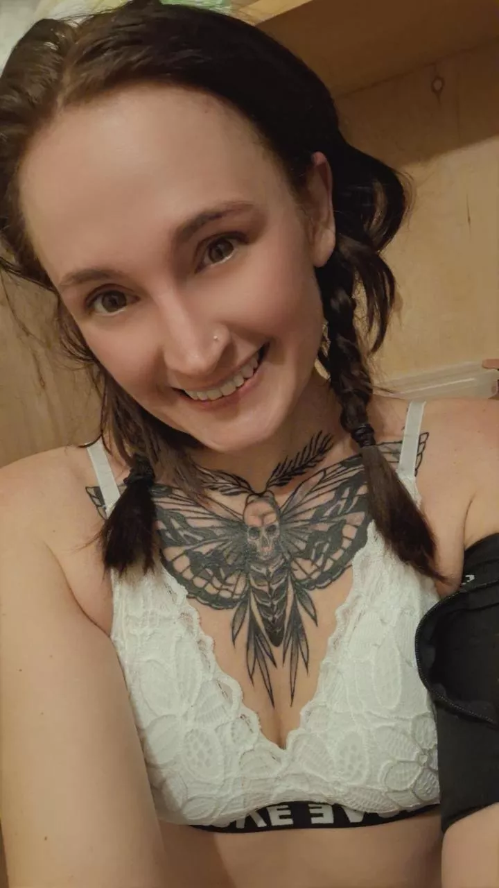 I can't sleep, will you come cuddle me posted by RachelHartOF