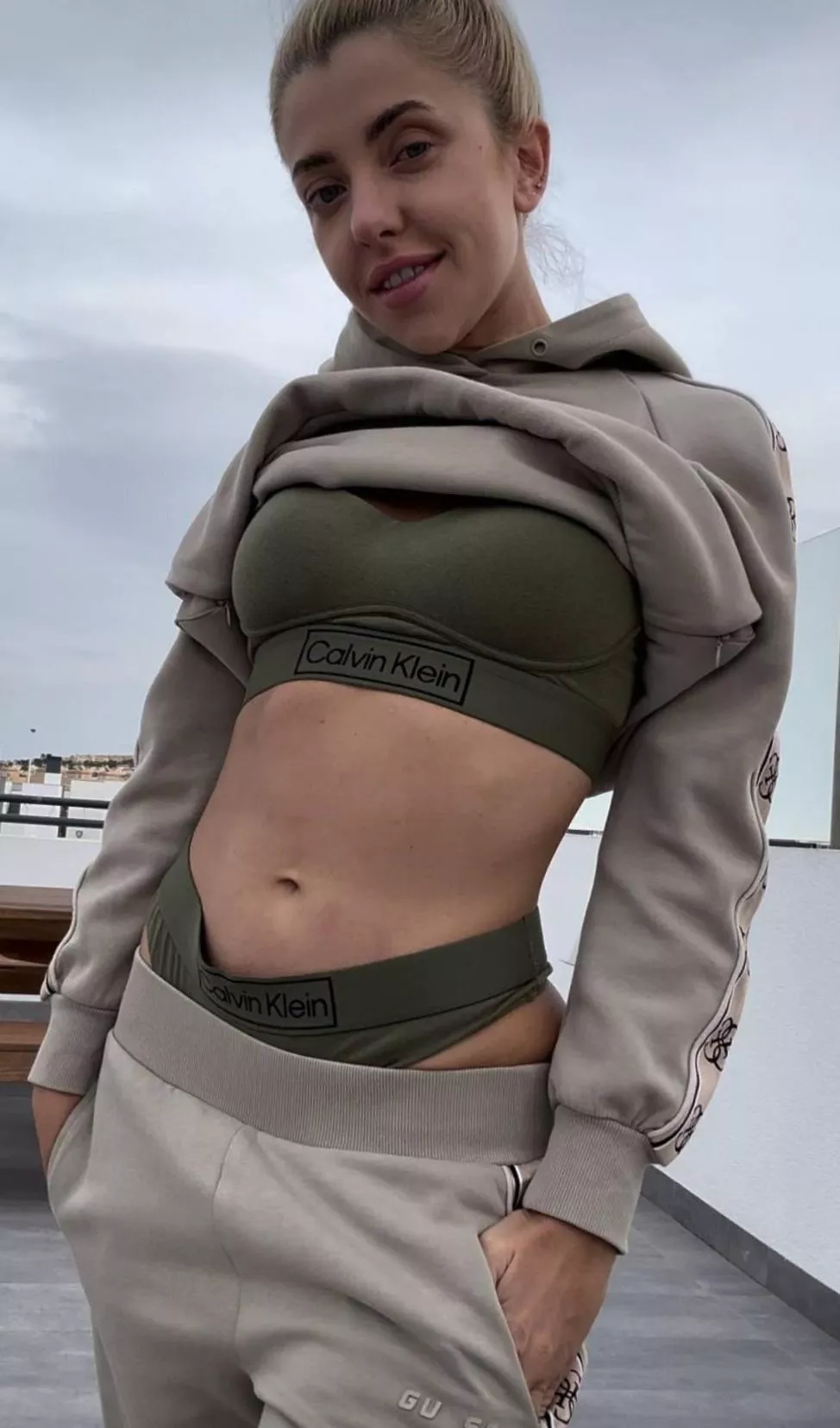 I enjoyed the view and thought you should too posted by RoyalSexyLioness